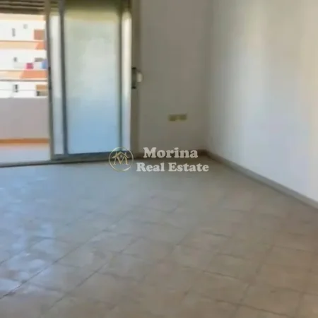 Vlore, shitet apartament 1+1 Kati 7, 85 m² 145.000 € (Rruga Kosova)