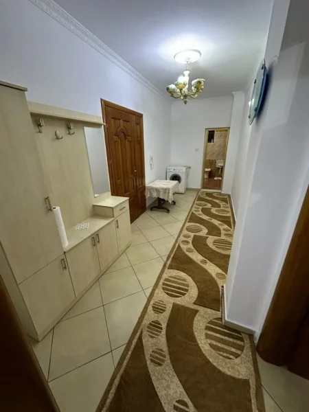 Tirane, jepet me qera shtepi 2+1+parkim Kati 1, 140 m² 480 € (5 Maji , Shkolla Kico Blushi)