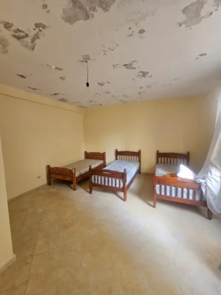 Durres, jepet me qera ambjent biznesi Kati 2, 72 m² 500 € 