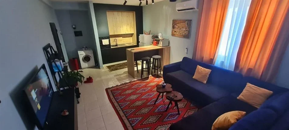 Tirane, jepet me qera apartament 1+1+Ballkon Kati 5, 70 m² 550 € (Vila Gold ,Rruga e Dibres)