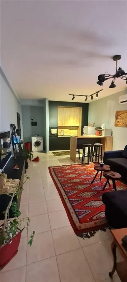 Tirane, jepet me qera apartament 1+1+Ballkon Kati 5, 70 m² 550 € (Vila Gold ,Rruga e Dibres)