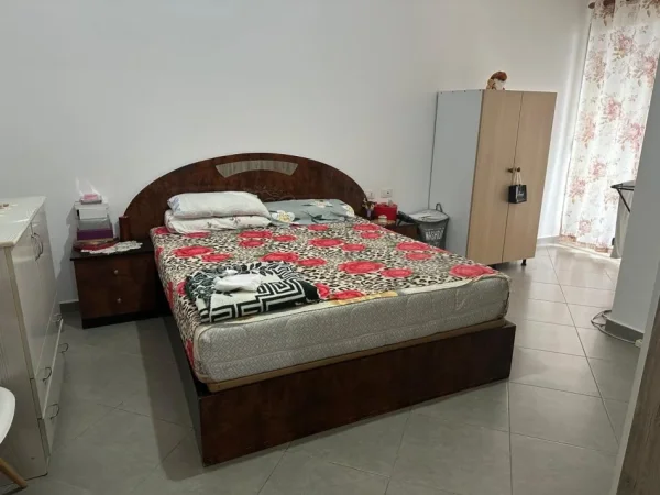 Tirane, shes apartament 2+1+Aneks+Ballkon Kati 7, 99 m² 165.000 € (Rruga Bedri Karapici)