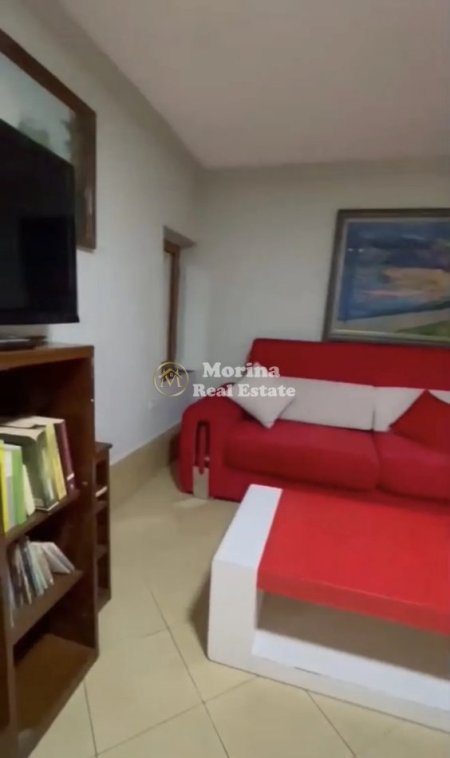 Tirane, jepet me qera Vile 1+1 Kati -1, 60 m² 400 € (Myslym Shyri)