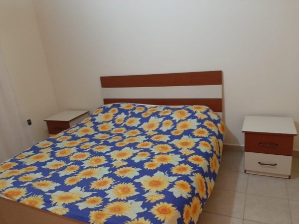 Tirane, jepet me qera apartament 1+1 Kati 3, 54 m² 350 € (Shkolla 9 vjecare Bajram Curri)