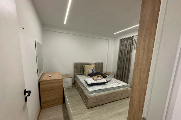 Tirane, jepet me qera apartament 1+1 Kati 1, 55 m² 700 € (zogu zi)