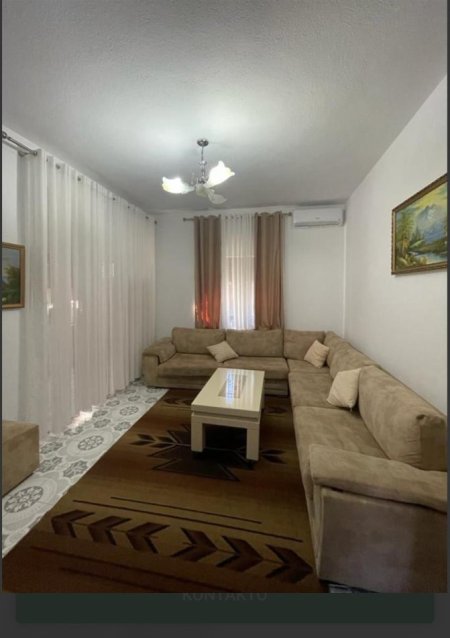 Tirane, jepet me qera Vile 3+1+Ballkon Kati 1, 120 m² 450 € 