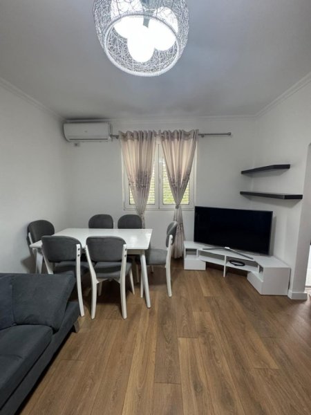 Tirane, shitet apartament 2+1 Kati 2, 73 m² 135.000 € (Oxhaku)