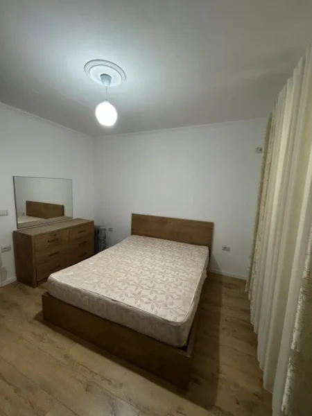Tirane, shitet apartament 2+1 Kati 2, 73 m² 135.000 € (Oxhaku)