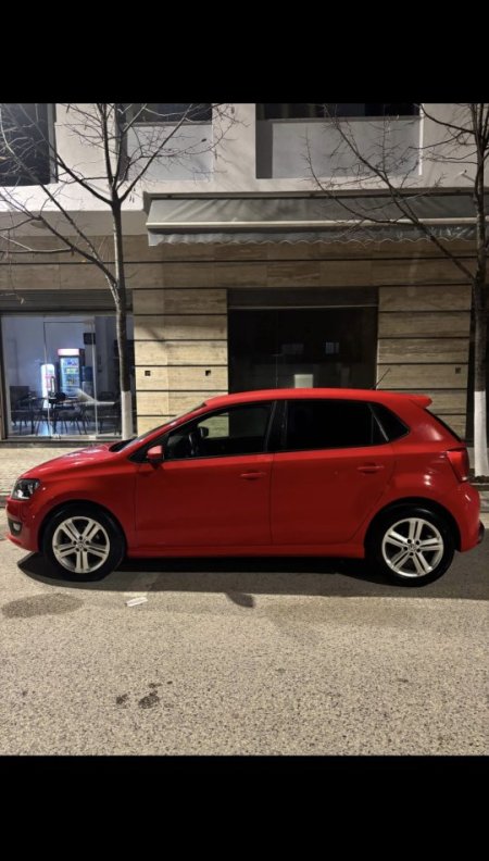 Kavaje, shes makine Vw polo Nafte, e kuqe automatik Kondicioner 175.000 km 6.500 €