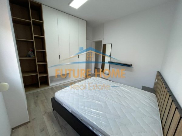 Tirane, jepet me qera apartament 2+1 Kati 1, 130 m² 1.300 € 