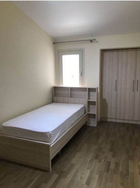 Tirane, jepet me qera Vile 2+1+Ballkon Kati 3, 100 m² 600 € (Inxhinieria e Ndertimit/Rr.Studenti)