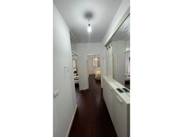 Tirane, shitet apartament 1+1+Ballkon Kati 1, 68 m² 110.000 € (FRESK)