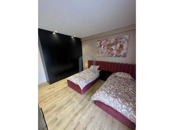 Tirane, jap me qera apartament 3+1+Ballkon Kati 2, 125 m² 1.200 € (Farke LAKE LAND RESIDENCE)