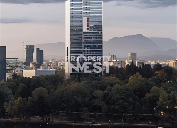 Tirane, shitet apartament 3+1 Kati 10, 235 m² 1.057.500 € (Liqeni)