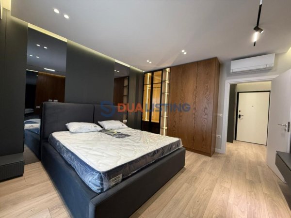 Tirane, jap me qera apartament 1+1 Kati 10, 76 m² 1.000 € (Zogu Zi)