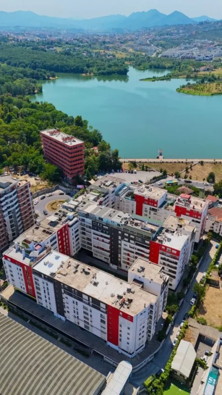 Tirane, shitet apartament 2+1 , 263 m² (Nobis)