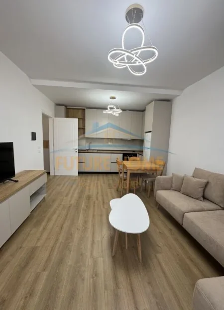 Tirane, jepet me qera apartament 1+1+Ballkon Kati 3, 67 m² 1.200 € (Lake View Residence.)