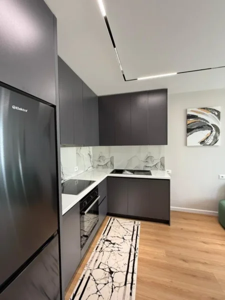 Tirane, shitet apartament 1+1 Kati 3, 60 m² 121.000 € (yzberisht)