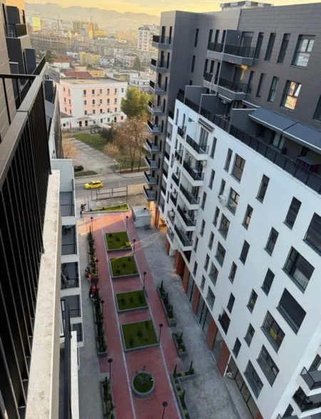 Tirane, shitet apartament 2+1 Kati 2, 105 m² (Rruga Don Bosco)