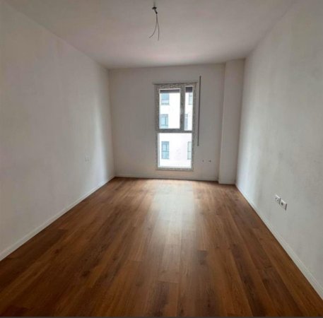 Tirane, shitet apartament 2+1 Kati 2, 105 m² (Rruga Don Bosco)