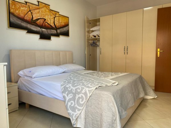 Tirane, jepet me qera apartament 1+1 Kati 6, 60 m² 450 € (Don Bosko)