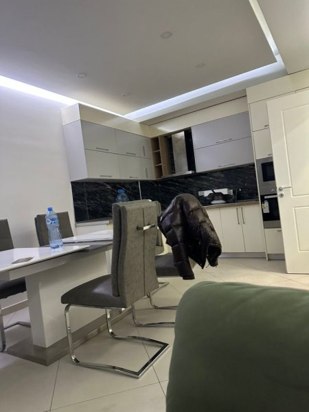 Tirane, jepet me qera apartament 1+1 Kati 3, 550 € 