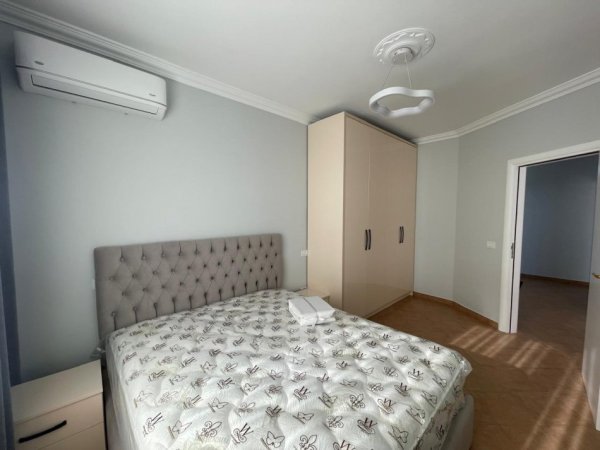Tirane, jepet me qera apartament 2+1 Kati 7, 100 m² 800 € (Rruga e Kavajes)