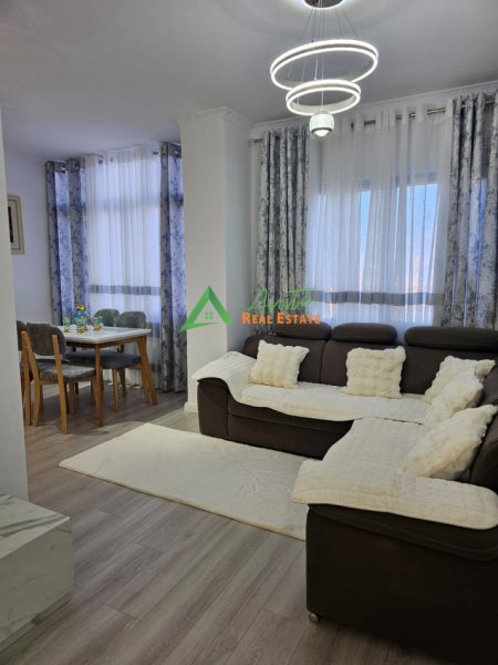 Tirane, shitet apartament 1+1 Kati 4, 55 m² 95.000 € (Misto Mame)