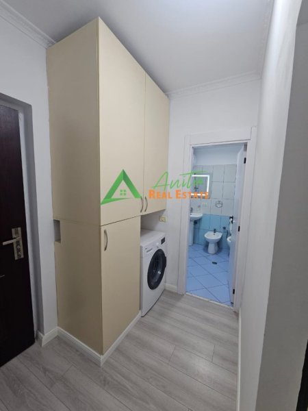 Tirane, shitet apartament 1+1 Kati 4, 55 m² 95.000 € (Misto Mame)