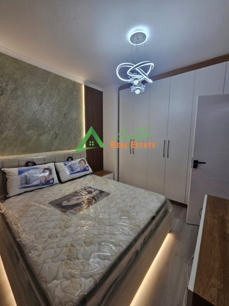 Tirane, shitet apartament 1+1 Kati 4, 55 m² 95.000 € (Misto Mame)