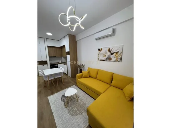 Tirane, jepet me qera apartament 1+1 Kati 0, 47 m² 475 € 