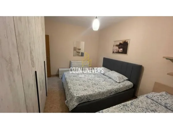 Tirane, jepet me qera apartament 1+1+Ballkon Kati 2, 55 m² 500 € (Myslym Shyri)