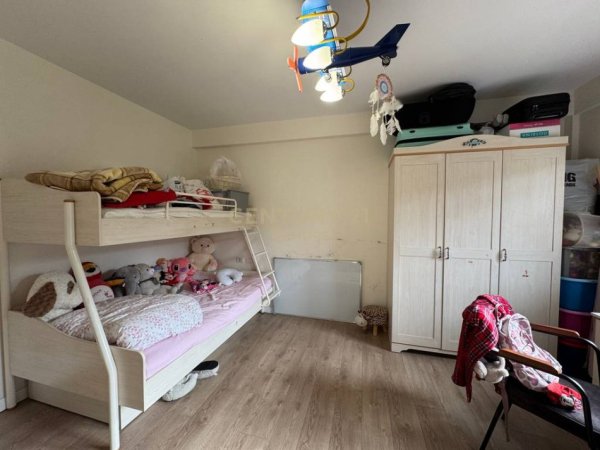 Tirane, shitet apartament 2+1 Kati 4, 178 m² 300.000 € (Kopshti Botanik/Zoologjik)