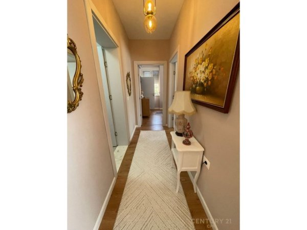 Tirane, shitet apartament 2+1 Kati 4, 97 m² 170.000 € (Kopshti Botanik/Zoologjik)