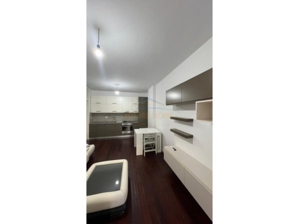 Tirane, shitet apartament 1+1 Kati 1, 67 m² 110.000 € (Fresku)