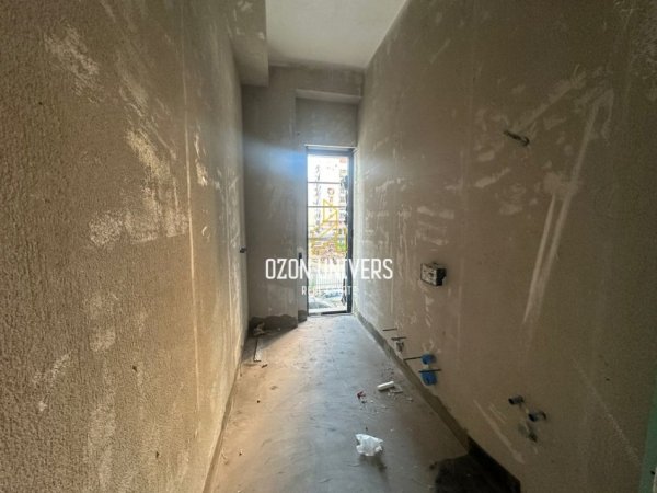 Tirane, shitet apartament 2+1+Ballkon Kati 1, 103 m² 195.000 € (Ish Fusha e Aviacionit)