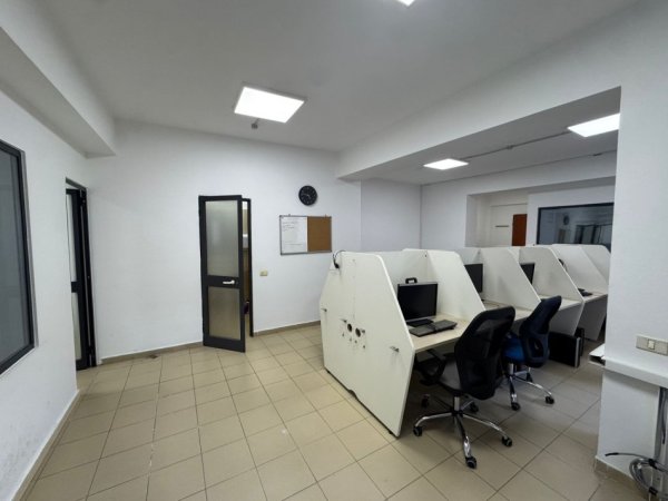 Tirane, jap me qera zyre Kati 0, 120 m² 800 € (Sheshi avni rustemi PAZARI I RI)