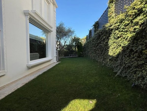 Tirane, shitet apartament 3 Katshe , 383 m² (REZIDENCE VILASH)