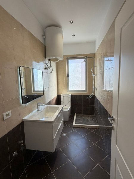 Tirane, shitet apartament 1+1 Kati 3, 60 m² 120.000 € (Astir)