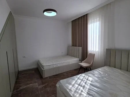 Tirane, jepet me qera apartament 2+1 Kati 8, 109 m² 700 € 
