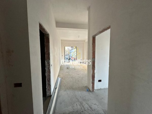 Tirane, shitet apartament 2+1+Ballkon Kati 1, 106 m² 199.000 € (Ish Fusha e Aviacionit)