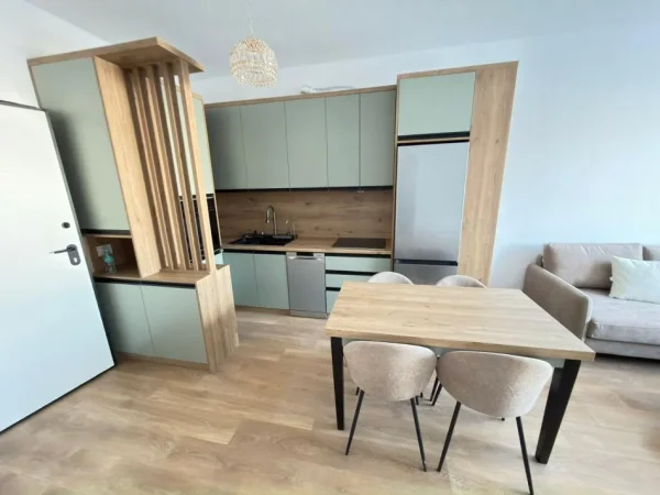 Tirane, jepet me qera apartament 1+1 Kati 3, 500 € 