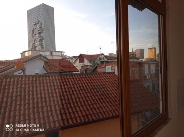 Tirane, shitet apartament 1+1 Kati 4, 53 m² 125.000 € (Pranë Shkollës së Baletit)