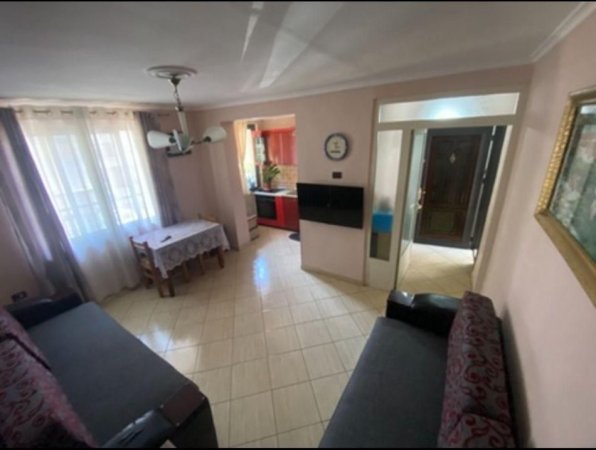Tirane, shitet apartament 1+1 Kati 3, 47 m² 76.000 € (SHKOLLA E BASHKUAR)