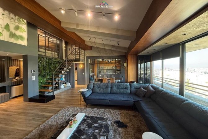 Tirane, jepet me qera apartament duplex 3+1+Ballkon Kati 4, 280 m² 1.700 € (Rruga Peti)