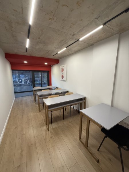 Tirane, ofroj Ofroj vend pune part time Mesues/e per Spanjisht