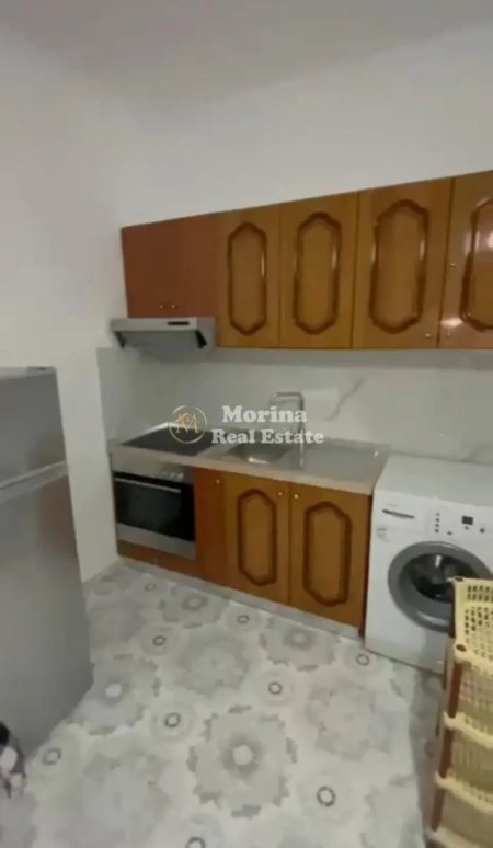 Tirane, jepet me qera shtepi 1+1 Kati 1, 80 m² 380 € (Spitali Amerikan 2)