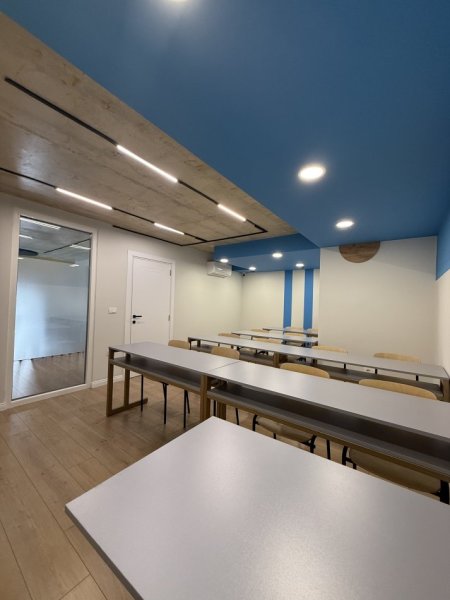 Tirane, ofroj Ofroj vend pune part time Mesues/e per Spanjisht