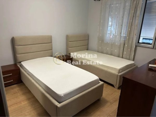 Tirane, jepet me qera apartament 1+1 Kati 2, 65 m² 650 € (Rruga Myslym Shyri)