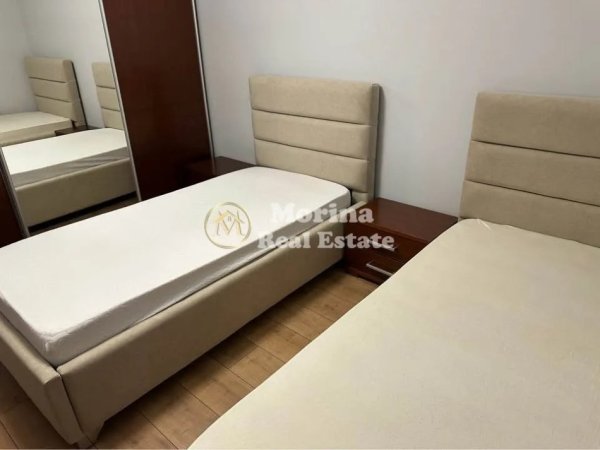 Tirane, jepet me qera apartament 1+1 Kati 2, 65 m² 650 € (Rruga Myslym Shyri)
